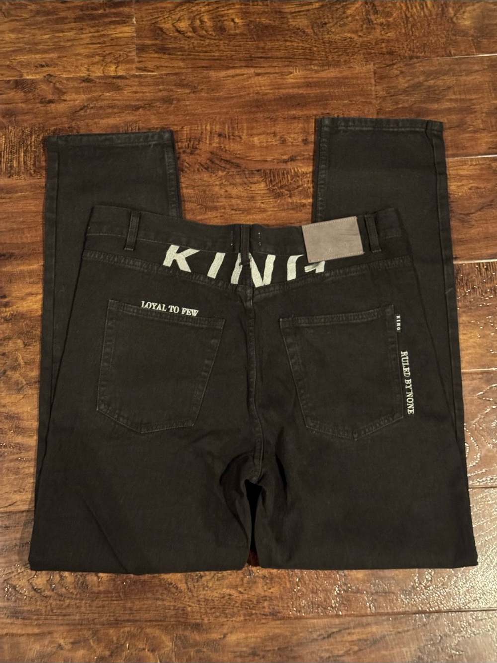 NWT King Apparel "Ruled by None" Black Jean Jeans Size 34
